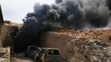 Наслідки авіаударів по лікарні у селі Маар Зіта. / © Reuters