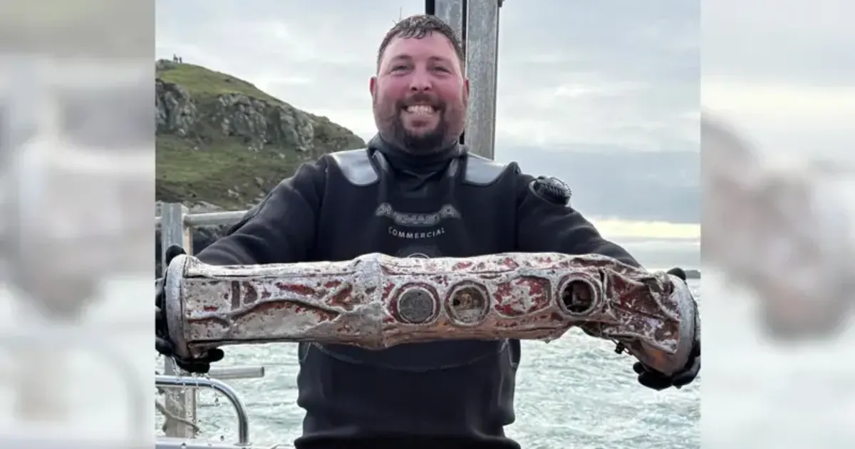 Дайверы нашли российское шпионское устройство у побережья Вельса