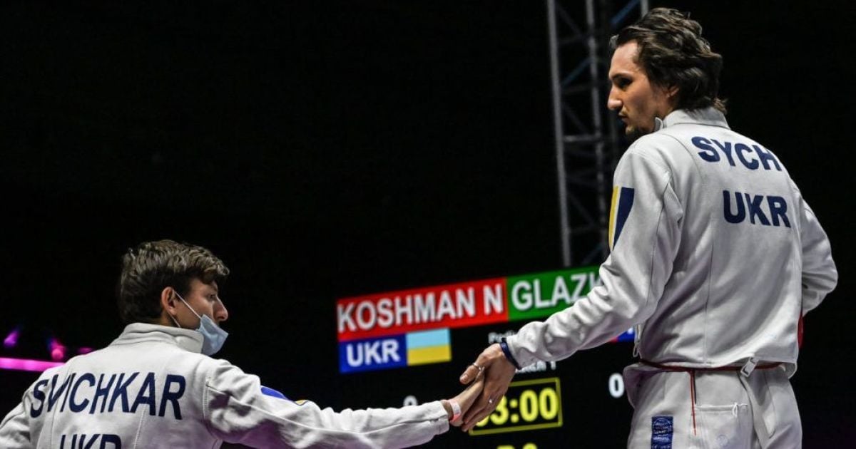 Чоловіча збірна України з фехтування виграла "срібло" на Кубку світу в Росії