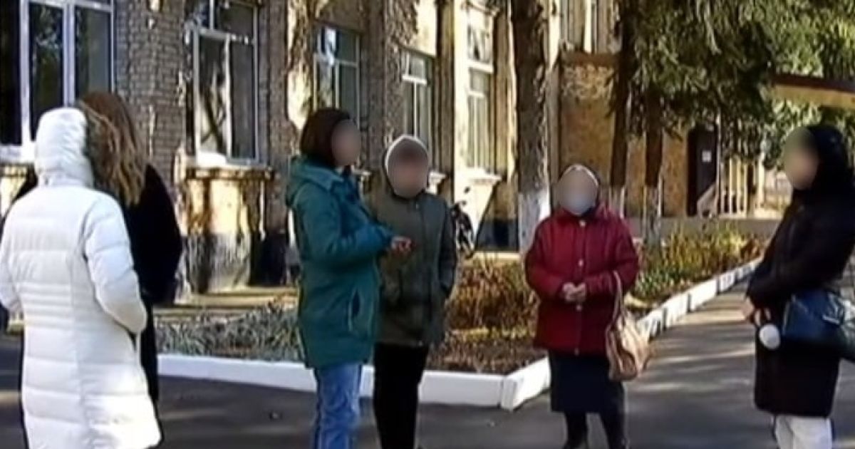 История с избиением учительницей школьников в Обухове получила продолжение: в дело вмешалась полиция