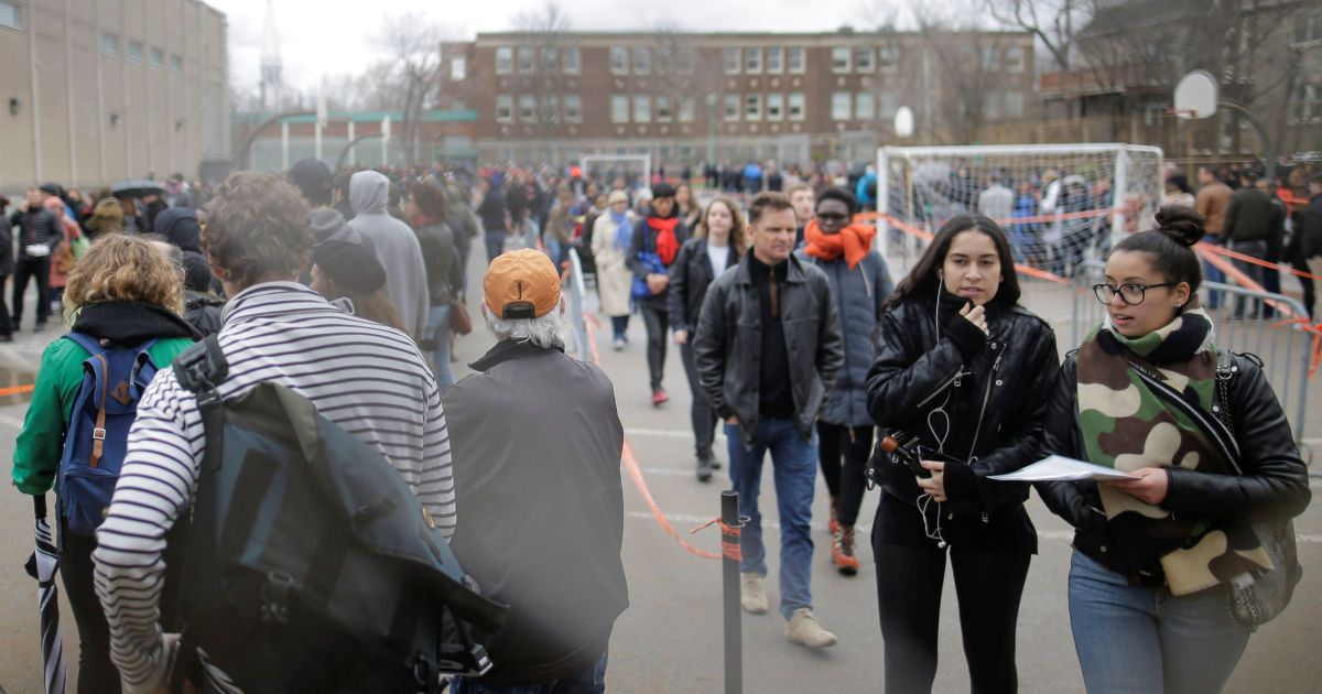 черги в Канаді на виборах президента Франції_5 / © Reuters
