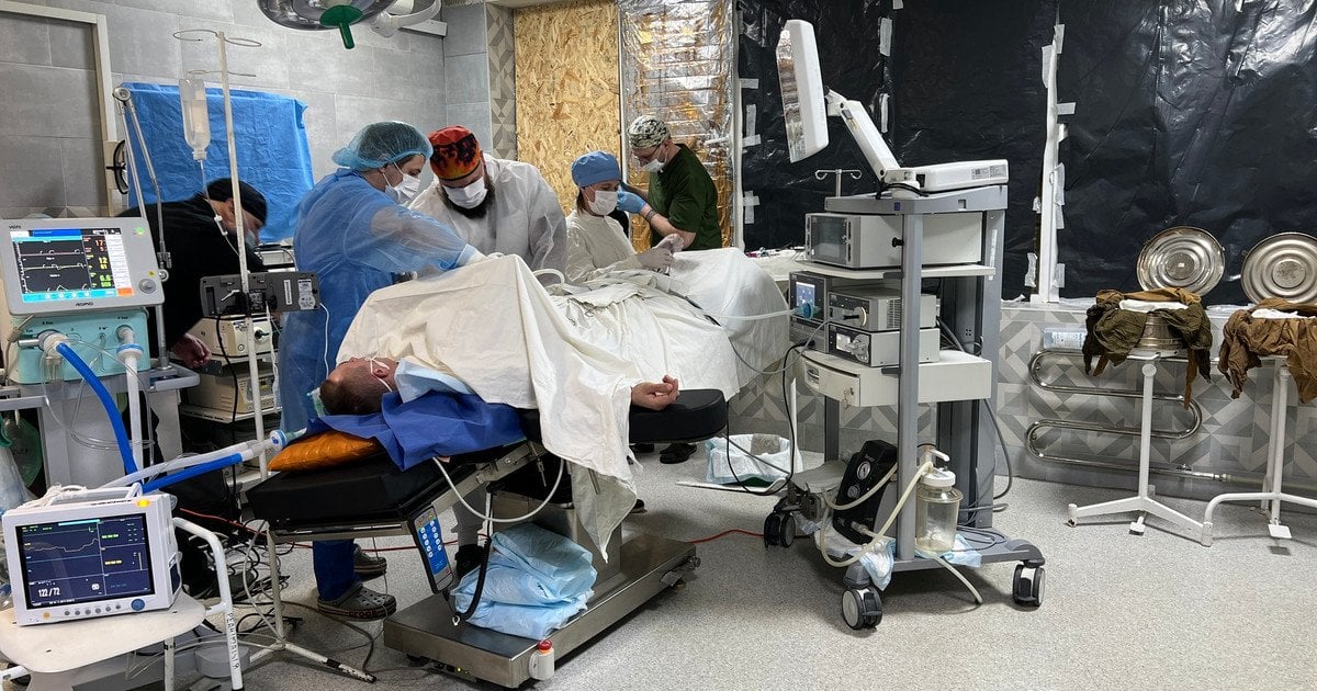 Последствия удара по больнице в Харькове