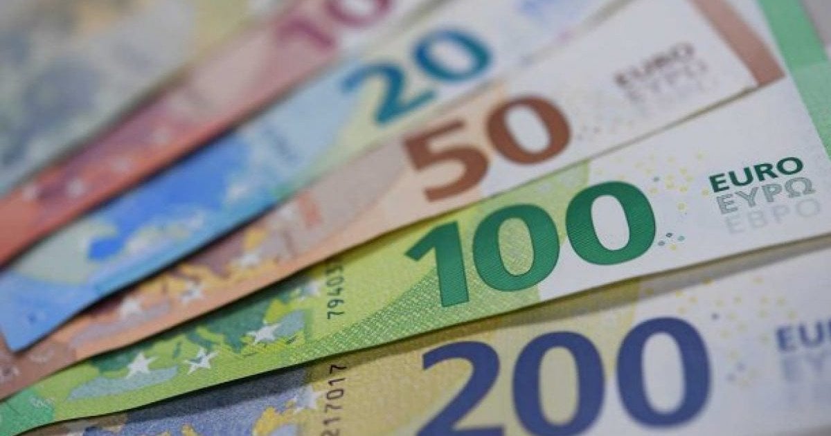 Сколько наличных можно перевозить через границу