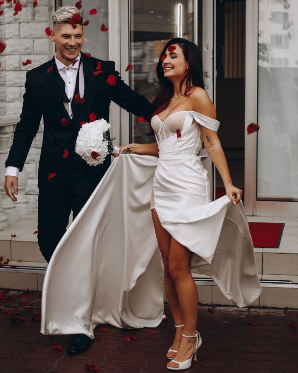 Анна Тринчер и Александр Волошин / © instagram.com/annatrincher_official