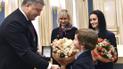 Порошенко привітав Сущенка з днем народження і подарував сину журналіста годинник