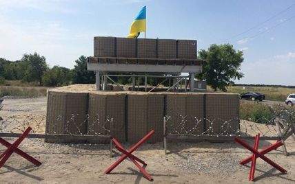 В Украине появились первые блокпосты с оборонительными комплексами