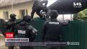 Новини України: поліція із спецпризначенцями затримала банду, що викрадала людей на Закарпатті