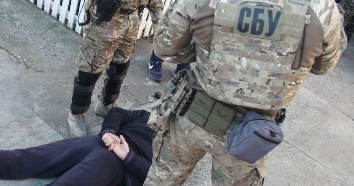 На Запоріжжі впіймали озброєних бандитів із "документами" "ДНР"