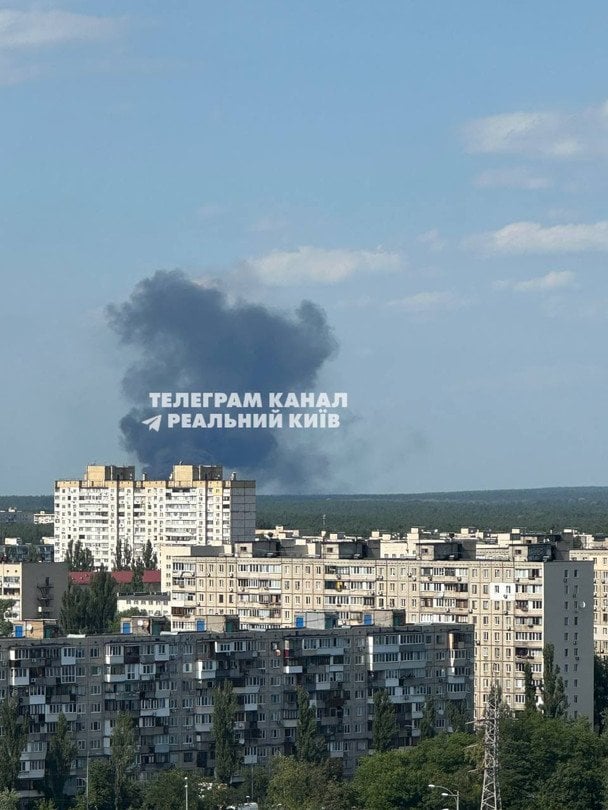 Дым над Киевом. Телеграмм-канал «Реальный Киев»