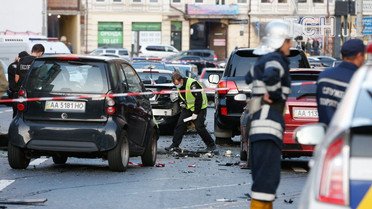 Вибух авто на Бесарабці у Києві _10 / © УНІАН