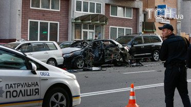 Вибух авто на Бесарабці у Києві _6 / © УНІАН