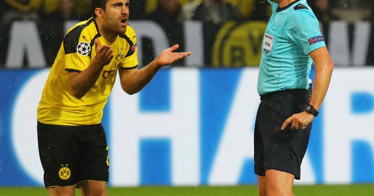 Футболист "Боруссии" раскритиковал УЕФА за матч после теракта: мы не животные