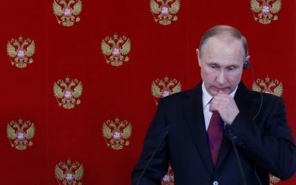 Путин пообещал не допустить "цветных революций" в РФ