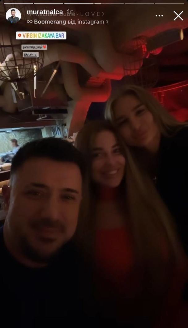 Мурат Налкакіоглу з новою дівчиною і її подругою / © instagram.com/muratnalca