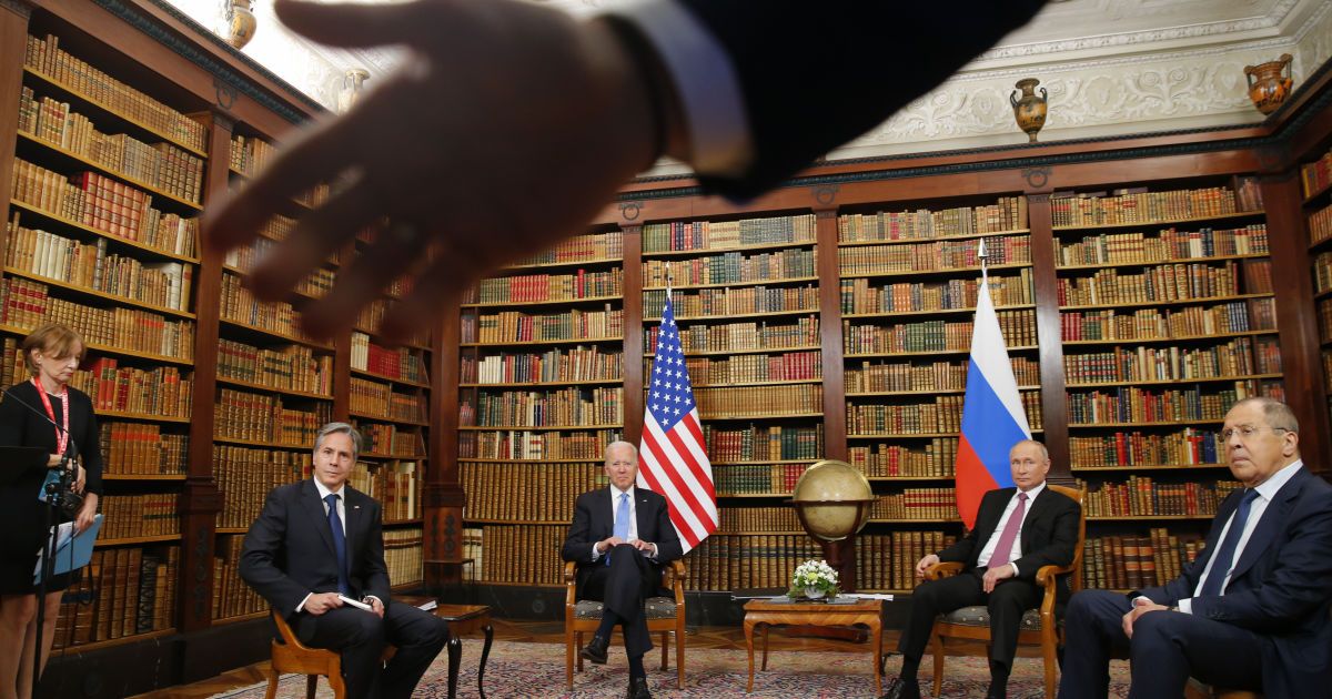"У США і слова не встигнеш сказати, а вже стріляють": Путін виправдався за слова Байдена про вбивцю