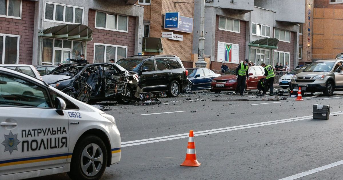 Вибух авто на Бесарабці у Києві _15 / © УНІАН