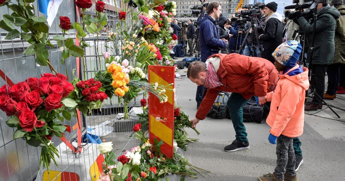 Скорбота за загиблими в Стокгольмі_13 / © Reuters