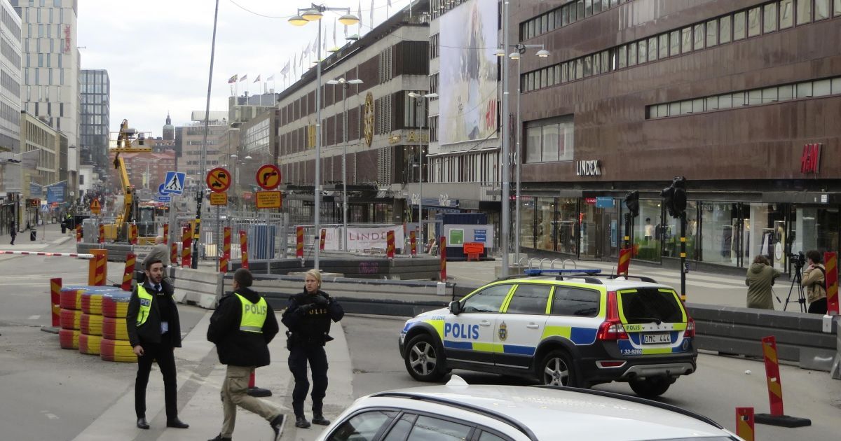 Из Швеции хотят выдворить украинку, которая потеряла ногу во время теракта в стране - СМИ