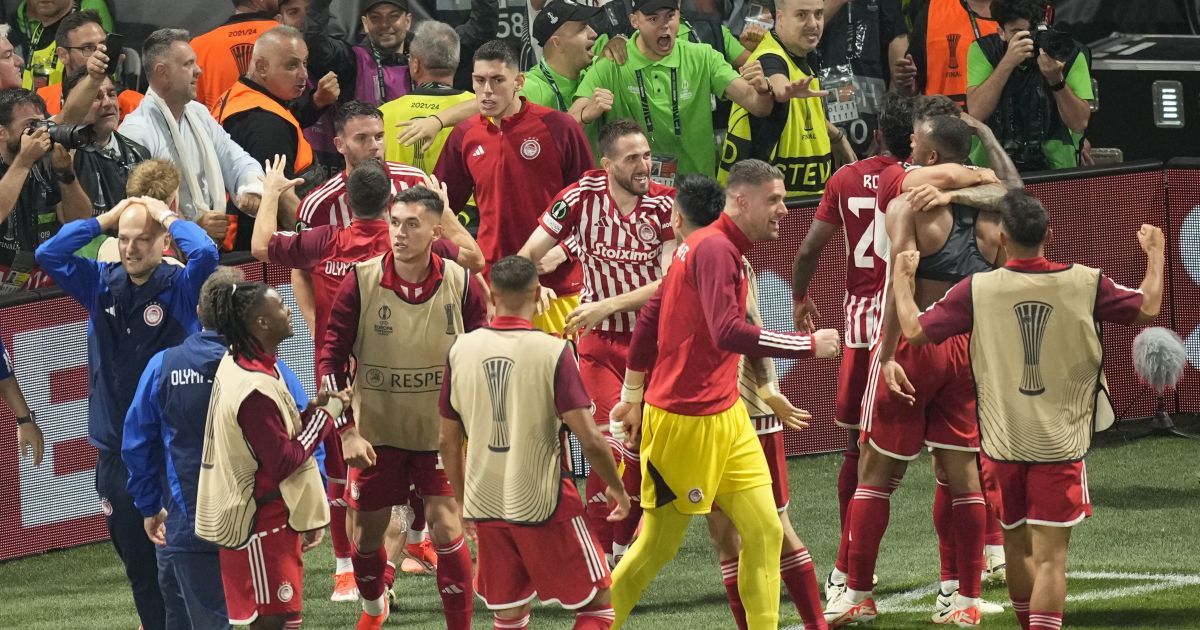 "Олімпіакос"