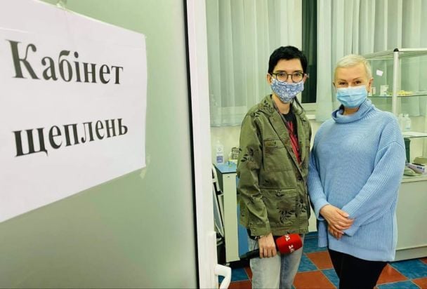 Алла Мазур вакцинувалася / © facebook.com/1plus1.AllaMazur