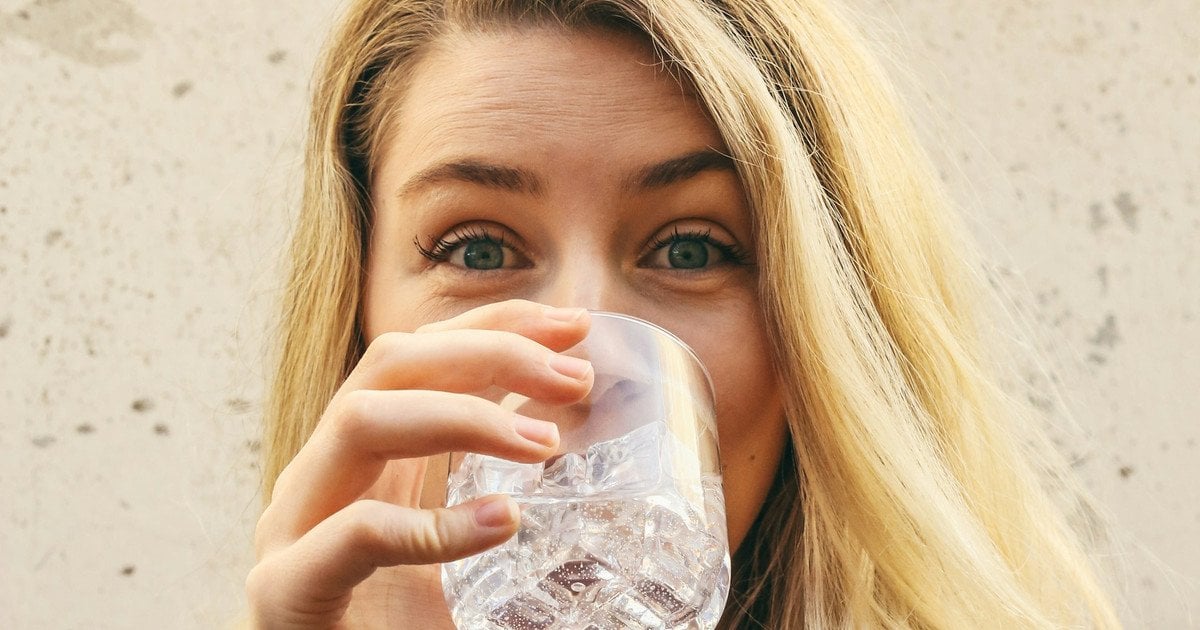 Скільки літрів води потрібно випивати на день