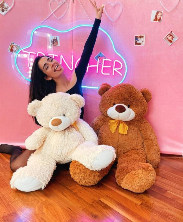  / © instagram.com/annatrincher_official