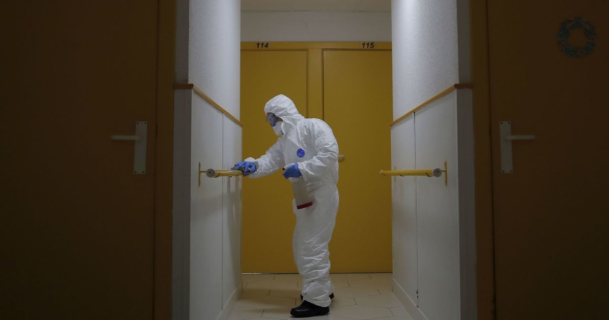 У Києві на коронавірус почали перевіряти всіх пацієнтів, які мають запалення легень