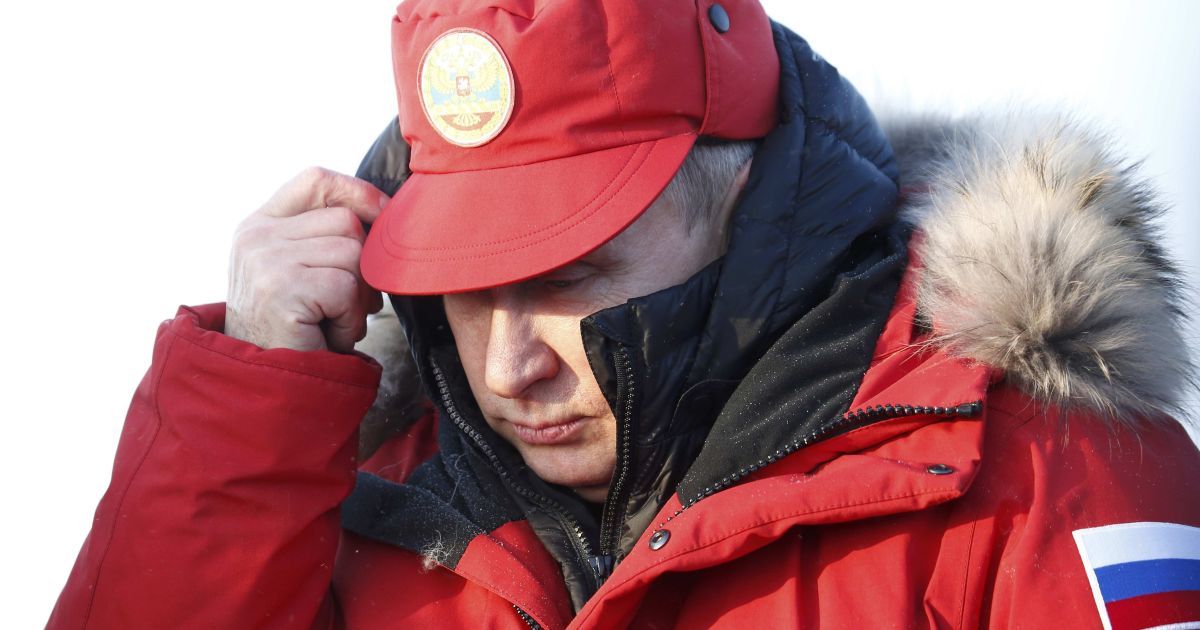 Путін і Медведєв прилетіли в Арктику _2 / © Reuters