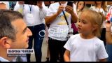 Маленькая украинка спела песню для директора компании-производителя "Байрактара"