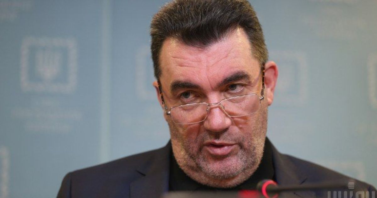 "Конечно, это могла быть Россия": Данилов вспомнил взрывы на складах боеприпасов Украины