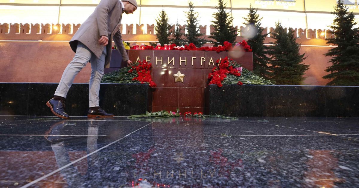 Родственники предполагаемого смертника не верят в его причастность к теракту в метро Петербурга