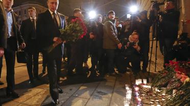 Путін поклав квіти коло станції метро у Санкт-Петербурзі_3 / © Reuters