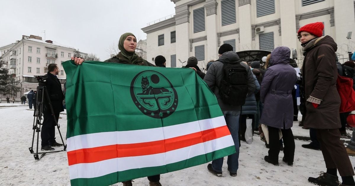 Кто такие Осмаев и Окуева и почему их хотели убить: все, что известно о расстреле под Киевом