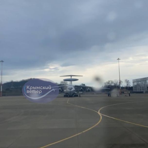 Російський літак А-50 на цивільному аеродромі в Сочі / © Telegram / Крымский ветер
