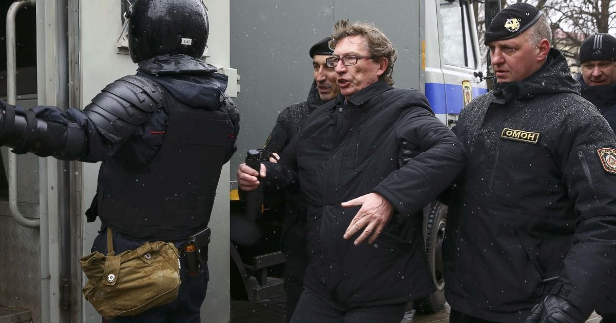 День воли в Беларуси: марши под национальным флагом и массовые задержания активистов