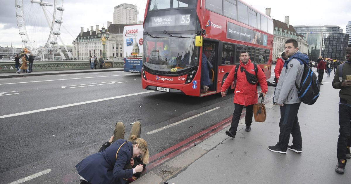 Фото з місця інциденту