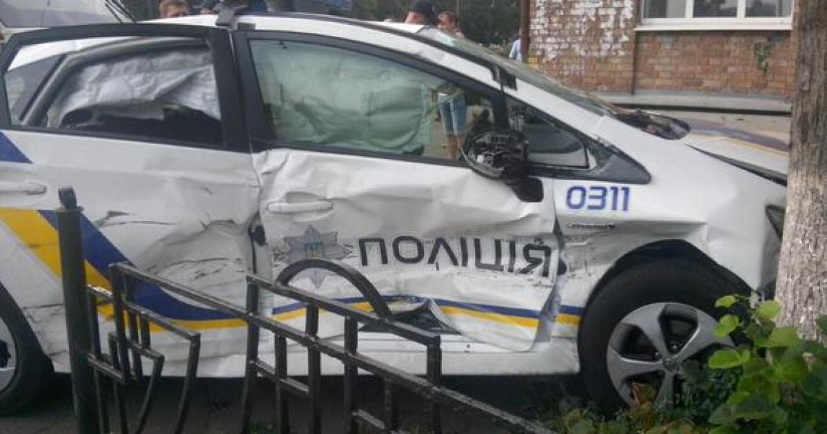 Патрульные попали в ДТП