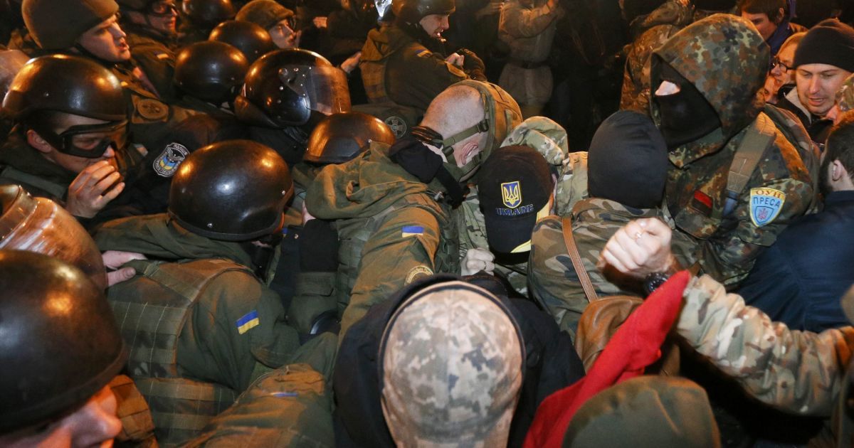 Сутички між націоналістами і правоохоронцями у Києві_1 / © Reuters