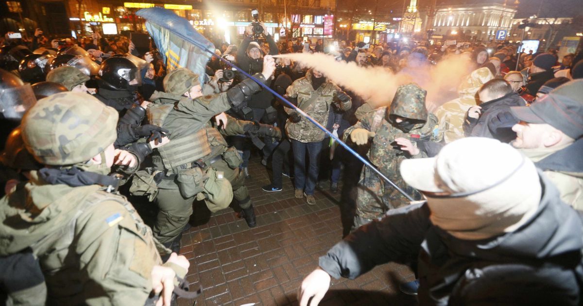 Сутички між націоналістами і правоохоронцями у Києві_4 / © Reuters