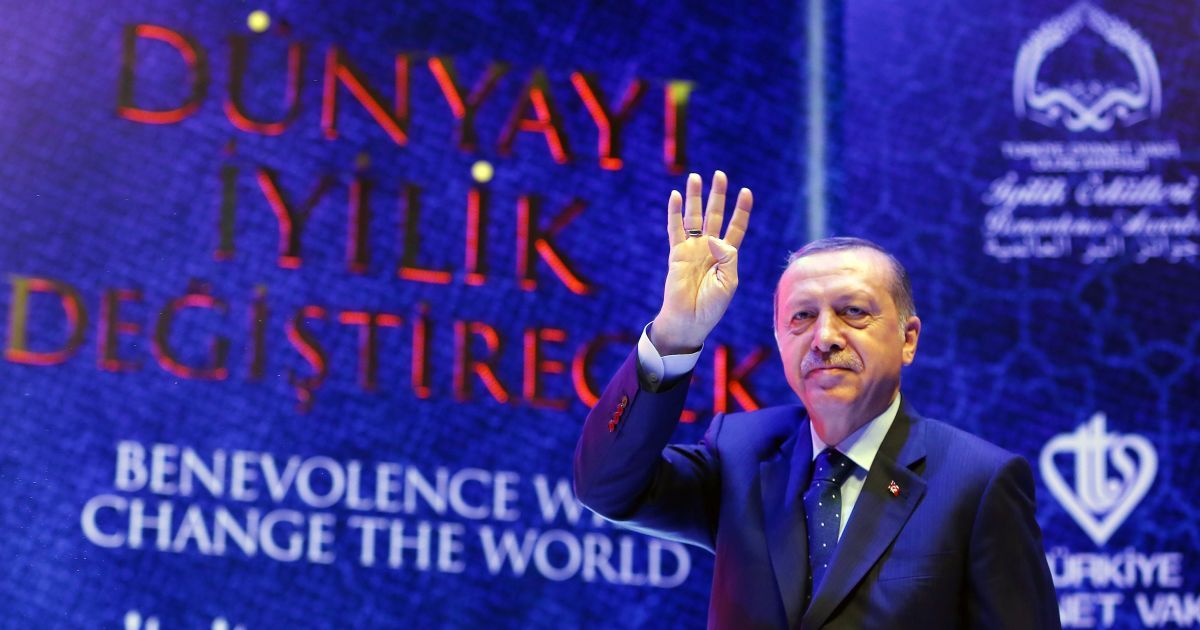 Эрдоган обвинил Запад в вооружении всех террористов на Ближнем Востоке