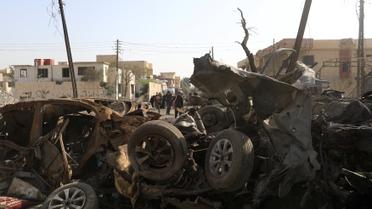 Мирные жители покидают город, пока продолжается противостояние сил Ирака и "ИГ" в Западном Мосуле / © Reuters