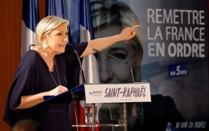 Опросы показали, что ультраправая Ле Пен не победит на президентских выборах во Франции