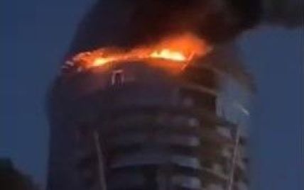 В Киеве на Печерске горела 35-этажная новостройка