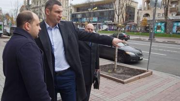 Кличко бореться з хаотичним паркуванням на Хрещатику / © Сайт Віталія Кличка