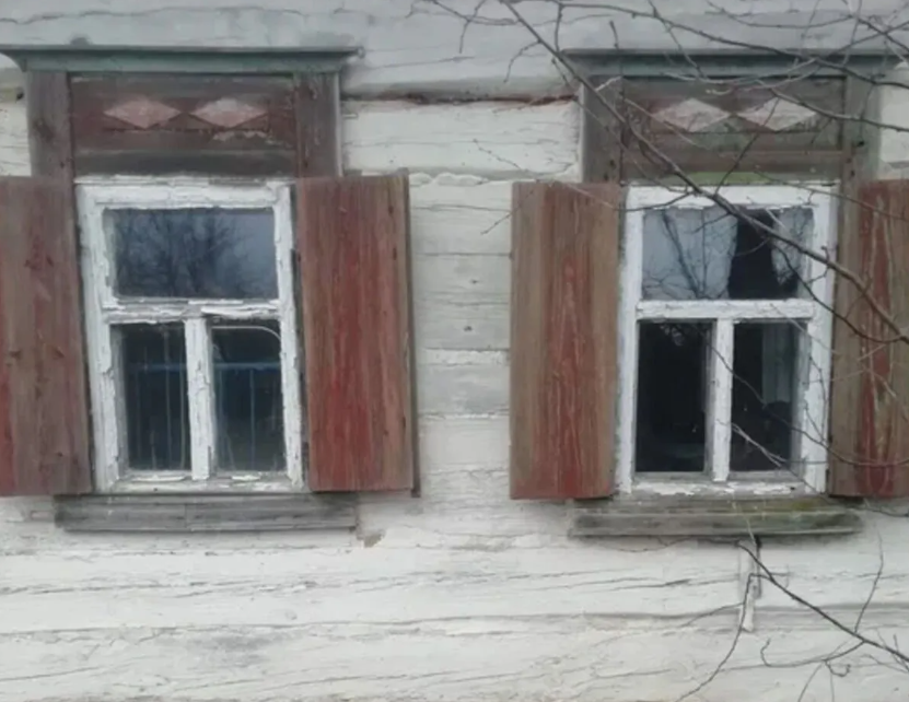 У селі Івот на Сумщині за 17 тисяч гривень можна купити будинок площею 50 квадратів / Фото: olx.ua / ©