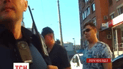 З'явилося відео, як водій Bentley «засівав» поліцейських доларами