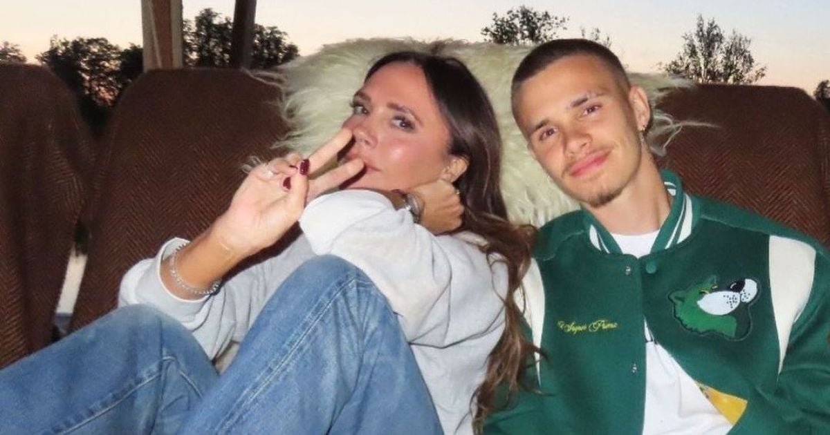 Виктория Бекхэм нежно поздравила сына Ромео с 21-летием и показала праздничный ужин: "Ты все наше"