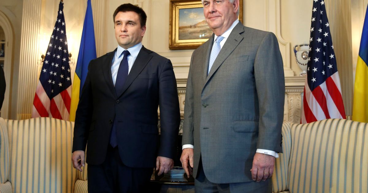 Жодних "обмінів" України. Санкції проти РФ будуть збережені до повної деокупації Криму - Тіллерсон