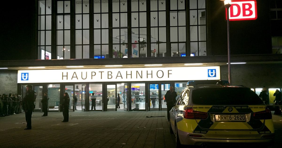 Нападение с топором в Дюссельдорфе: злоумышленником оказался выходец из бывшей Югославии