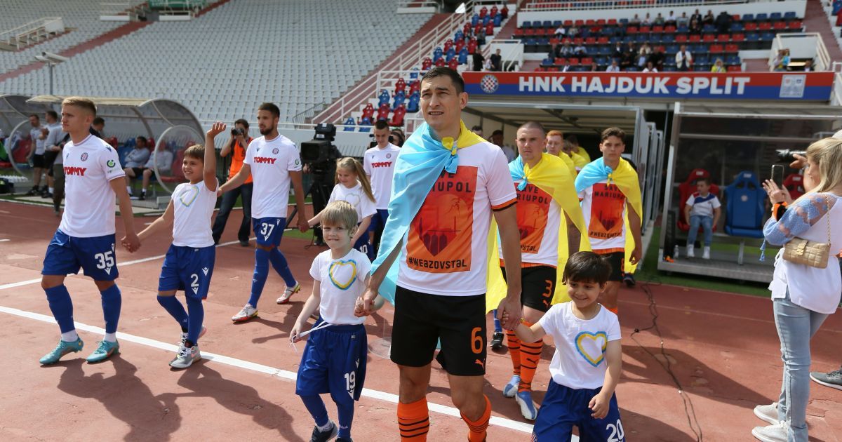 "Символ опору та боротьби за життя": "Шахтар" влаштував акцію на підтримку "Азовсталі" під час благодійного матчу (фото)